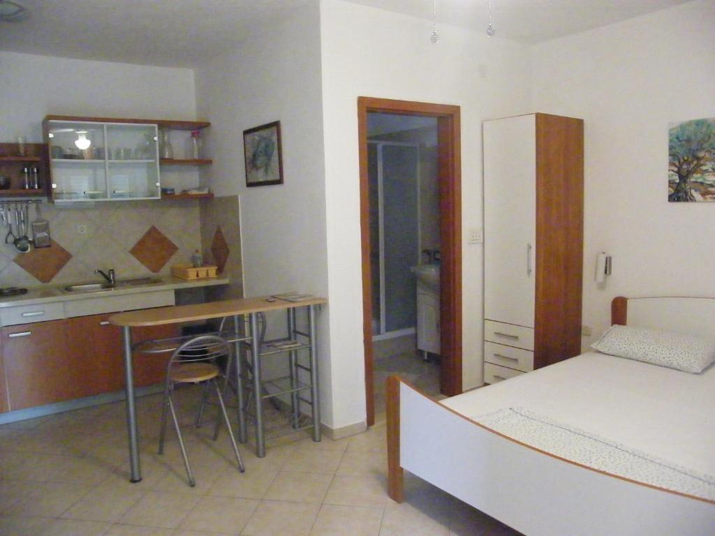 Apartments Maslina Lumbarda Habitación foto