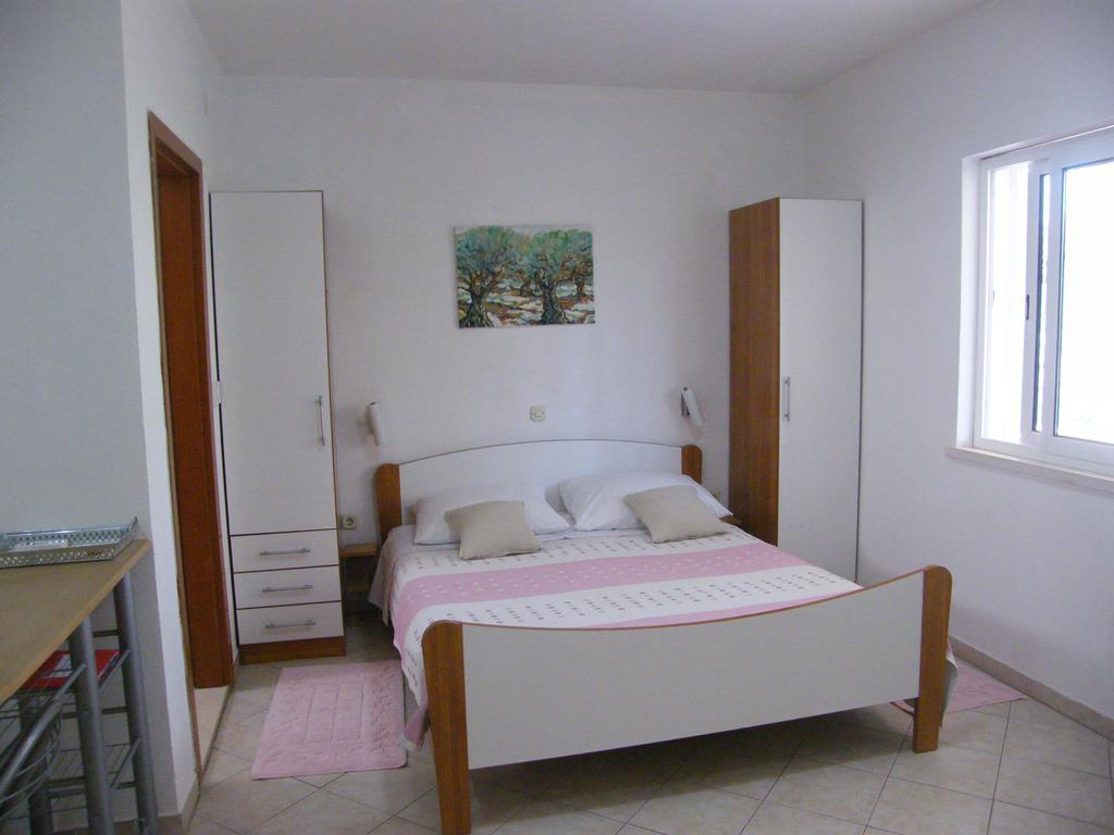Apartments Maslina Lumbarda Exterior foto