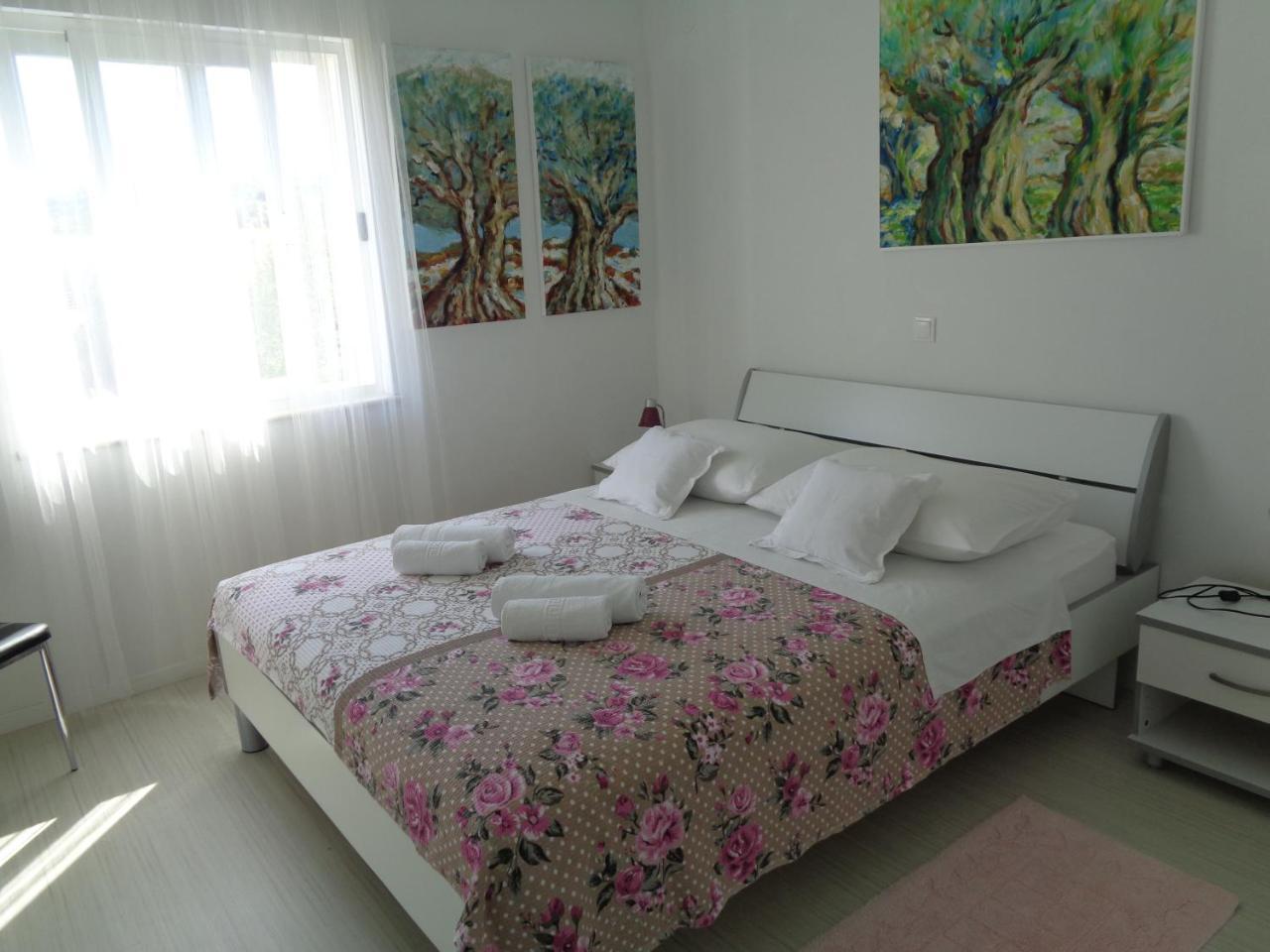 Apartments Maslina Lumbarda Exterior foto